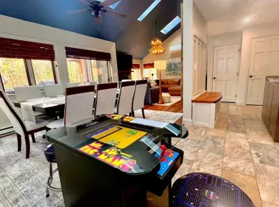 Luxury Home with Private Access to Creek - image 12 of 63