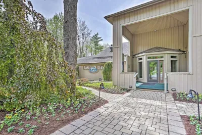 Community Clubhouse.  Located in the Lake Naomi Club, guests enjoy pools, private lake & beaches, boating, tennis & pickleball, golf, fitness center, trails, dining, & year-round activities in a premier four-season community.  7 night stay min req.