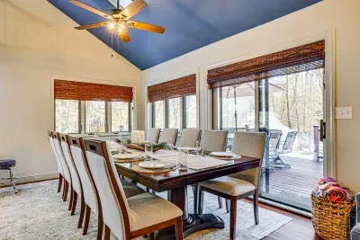 Dining Table seats upto 10 persons. 