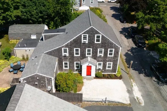 This aerial shot clearly shows the convenient driveway and front door access.