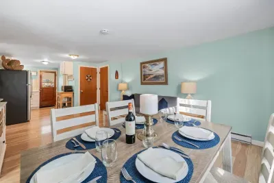 Dining area, unit A (left side)