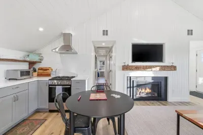 Cooking, dining, and relaxing—all in one gorgeous, light-filled room.