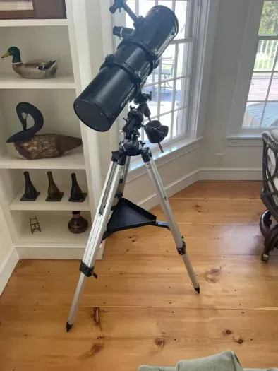 Immerse yourself in nature! Wake up to birdsong and spend your evenings stargazing with our provided Orion telescope.
