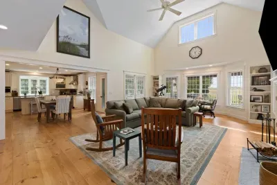 Another picture of the interior distribution.