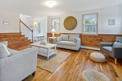 With two full sofas and two armchairs, there's room for the whole group to relax.