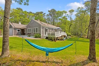 The only hard choice you'll have to make is whether to lounge here or on the deck!