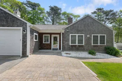 Your perfect Cape Cod getaway awaits!