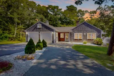 The perfect retreat: where the driveway ends and tranquility begins.