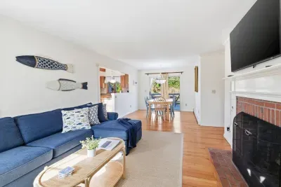 Open the sliding doors to let the Harwich breeze flow through your perfect family retreat