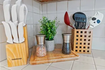 Essentials, unit B image