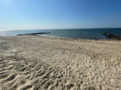 Just what I needed: a perfect beach view