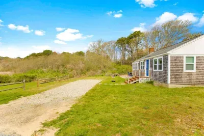 Feel free to park at the end of the driveway.