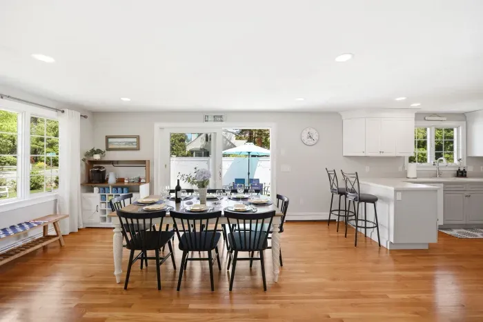 The ultimate spot for lazy, sun-soaked mornings. Brew a fresh pot of coffee, chat with your favorite people at the breakfast bar, or step right out onto the patio to catch the early morning breeze.