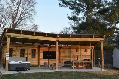 Additional outdoor pergola image #2.