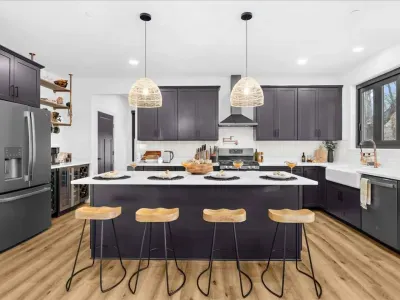 Additional kitchen image #3.