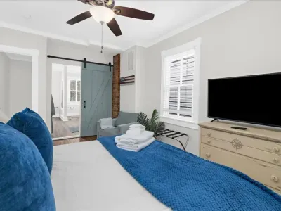 Both bedrooms are stocked with shower towels, hand towels, wash cloths, and makeup towels for your convenience.