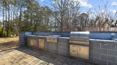 Waterfront Sunset Retreat with Swim Spa w/ beach - image 180 of 196