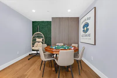 Oyster Bay Getaway - image 45 of 155