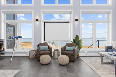 Oyster Bay Getaway - image 18 of 155