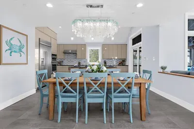 Oyster Bay Getaway - image 19 of 155