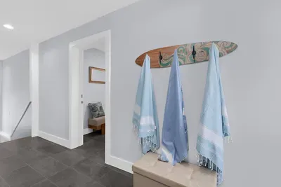 Oyster Bay Getaway - image 13 of 155