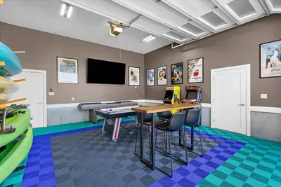 Oyster Bay Getaway - image 71 of 155