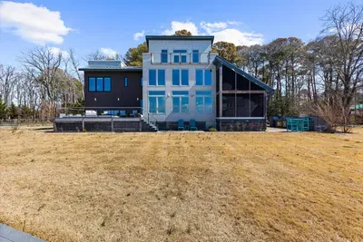 Oyster Bay Getaway - image 97 of 155