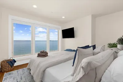 Oyster Bay Getaway - image 35 of 155