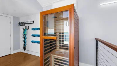 Waterfront Sunset Retreat with Swim Spa w/ beach - image 157 of 196
