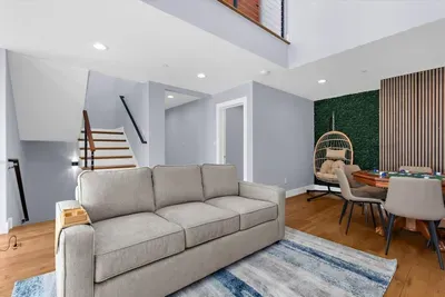 Oyster Bay Getaway - image 44 of 155