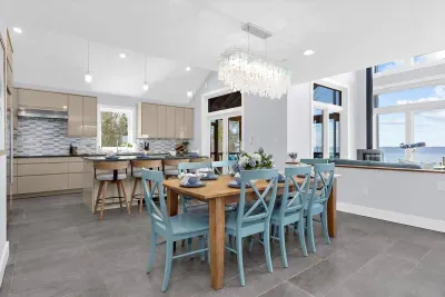 Oyster Bay Getaway - image 22 of 155