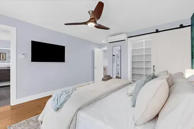 Oyster Bay Getaway - image 63 of 155