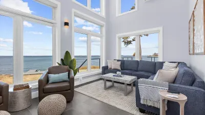 Waterfront Sunset Retreat with Swim Spa w/ beach - image 159 of 196