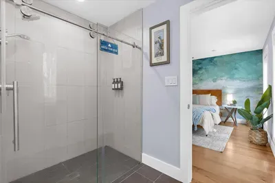 Oyster Bay Getaway - image 65 of 155