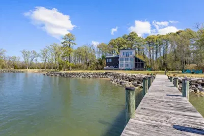 Oyster Bay Getaway - image 153 of 155
