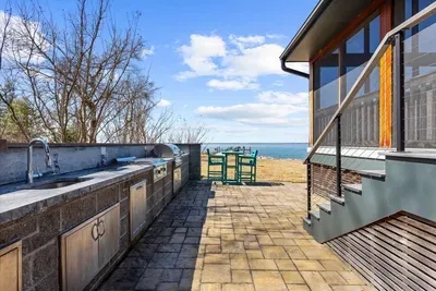 Oyster Bay Getaway - image 87 of 155