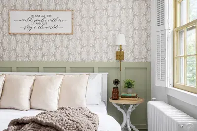 King bedroom with views of historic Annapolis from two windows overlooking Prince George Street!