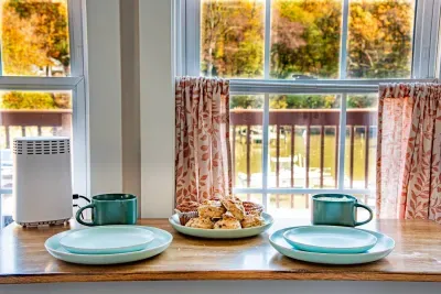 Enjoy your mornings with a fresh brewed coffee and some local treats!