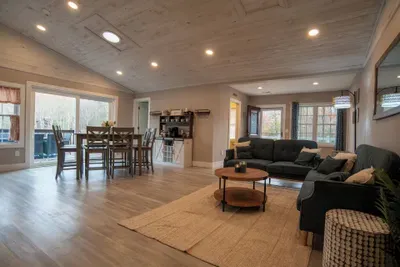 Pasadena Waterfront Retreat - image 85 of 153