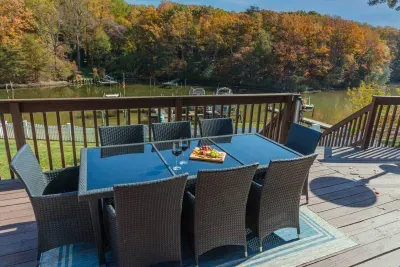 Take full advantage of this amenity rich property with outdoor dining for 8 on the private back deck!