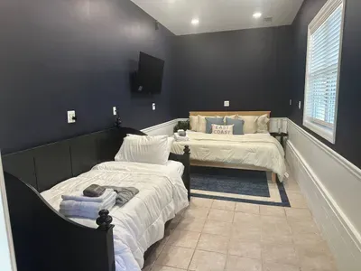 Pasadena Waterfront Retreat - image 54 of 58