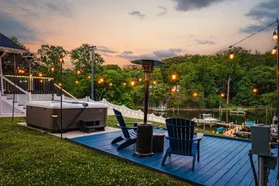 Pasadena Waterfront Retreat - image 117 of 153