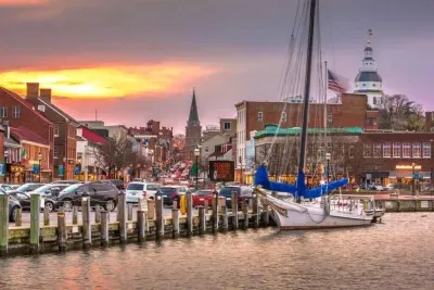 Downtown Annapolis Ego Alley inlet