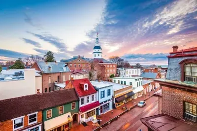 Downtown Annapolis located a short 15 minute drive away