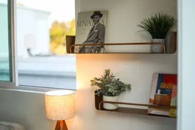 Hillside Hideaway II ~ We have books!