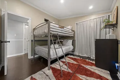 Queen bunk beds