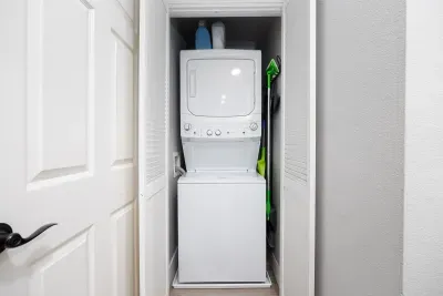 Washer / Dryer In Unit