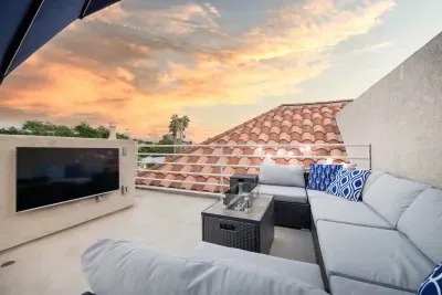 Big Screen TV for Movie Nights