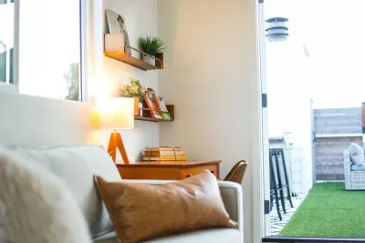 A stay you will remember in a unique setting high above the city...