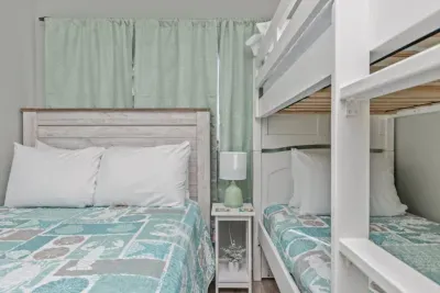 Mins 2 Ocean | Heated Pool + Arcade + Gym & More - image 69 of 132